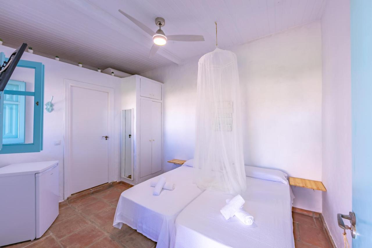 Habitaciones Rurales La Vega 塔里法 外观 照片